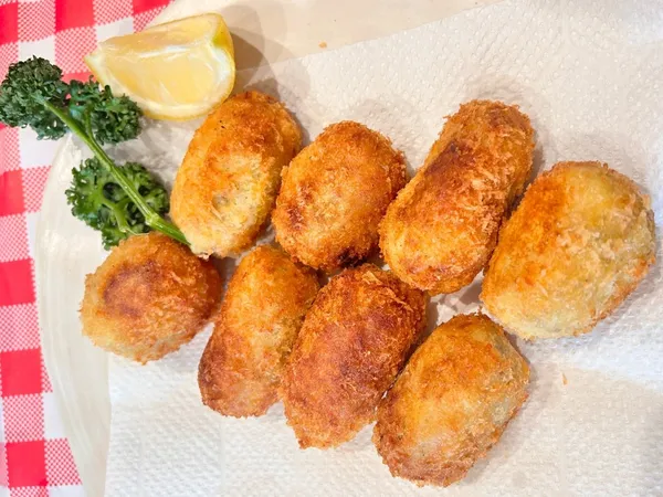 このコロッケ、飲める…カツ代レシピで『大人のお子様ランチ』を作ってみた／柚木麻子連載