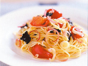 みょうがとトマトの冷製パスタ